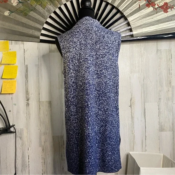 Chico’s Zenergy Sleeveless Blue/white Tunic with matching jacket - Picture 4 of 10